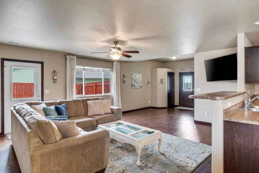 Large Home In The Most Convenient Location Rapid City Exterior foto